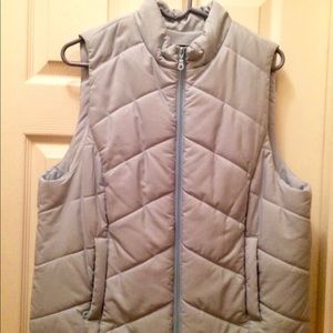 JONES NEW YORK SPORT ZIPPERED VEST